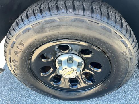 Used 2005 Chevrolet Silverado 1500 W/T image 13