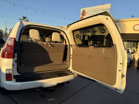 Used 2013 Lexus GX 460 image 16