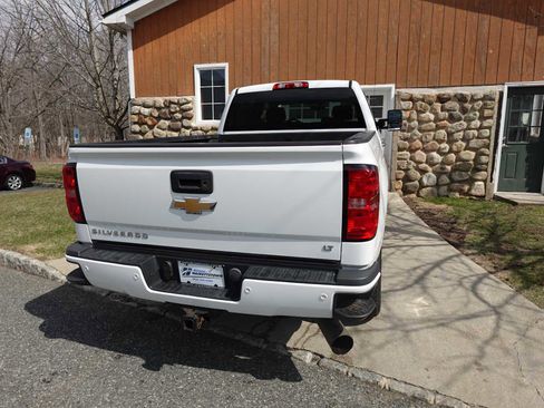Used 2019 Chevrolet Silverado 2500 LT w/ Custom Sport Edition AWD/4WD image 8