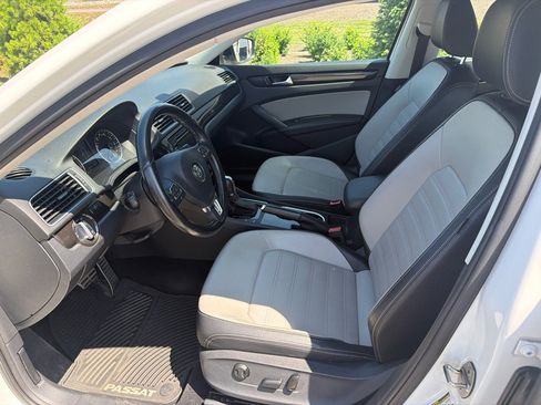 Used 2015 Volkswagen Passat 1.8T Sport FWD image 11