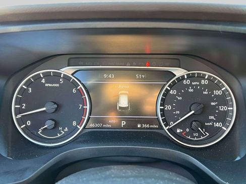 Used 2021 Nissan Rogue SL w/ Premium Package image 25