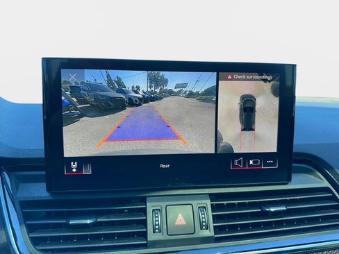 Used 2023 Audi SQ5 Premium Plus w/ Premium Plus Package image 26