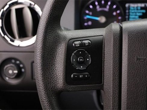 Used 2011 Ford F350 XLT w/ XLT Premium Pkg image 12