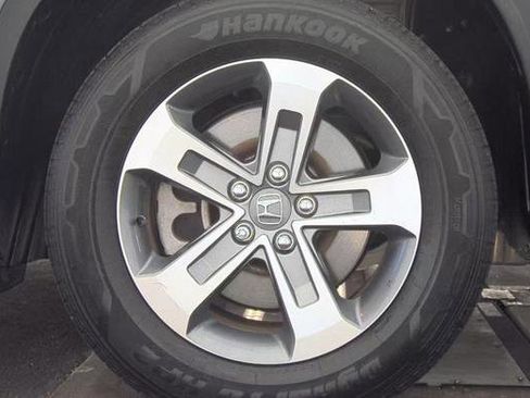 Used 2023 Honda Pilot EX-L image 3