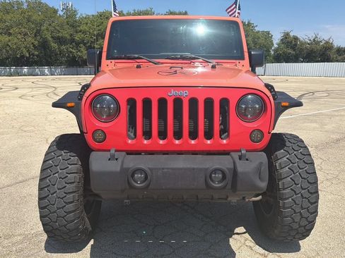 Used 2013 Jeep Wrangler Sport AWD/4WD image 9