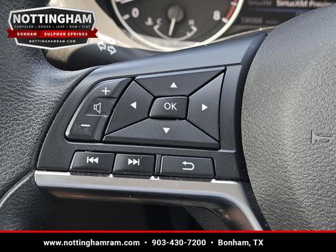 Used 2024 Nissan Sentra SV FWD image 17