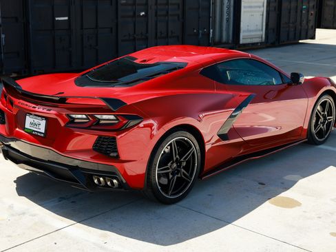 Used 2024 Chevrolet Corvette Stingray Preferred Cpe w/ Z51 Performance Package RWD image 15