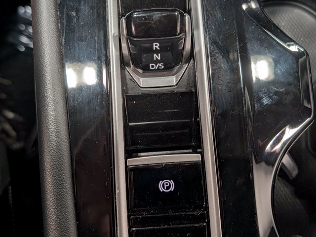 Used 2024 Volkswagen Atlas SE AWD/4WD image 25