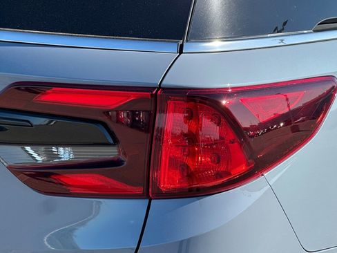 New 2026 Honda Odyssey Elite image 12