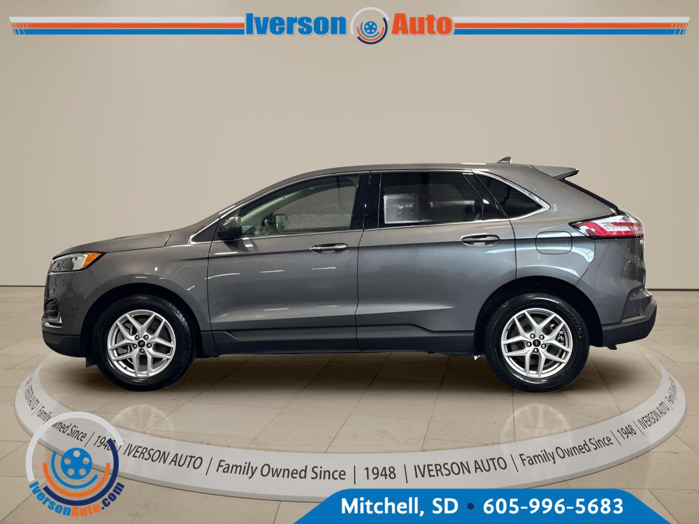 Used 2024 Ford Edge SEL w/ Convenience Package AWD/4WD image 9