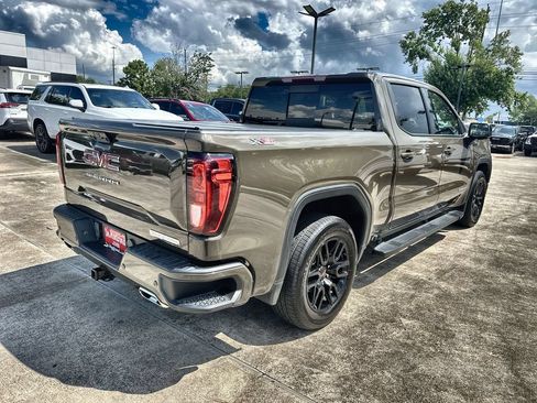 Used 2024 GMC Sierra 1500 Elevation w/ Elevation Premium Package AWD/4WD image 11
