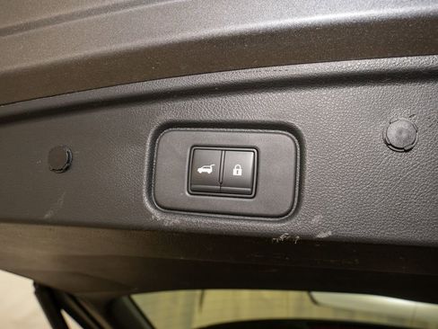 Certified 2023 Nissan Pathfinder Platinum image 7