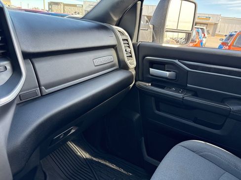 Used 2024 RAM 3500 Big Horn image 22