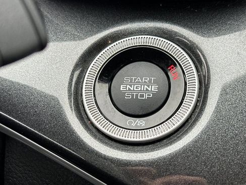 Used 2021 Jeep Grand Cherokee L Altitude image 24