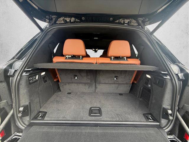 Used 2027 BMW X7 xDrive40i w/ M Sport Package AWD/4WD image 6