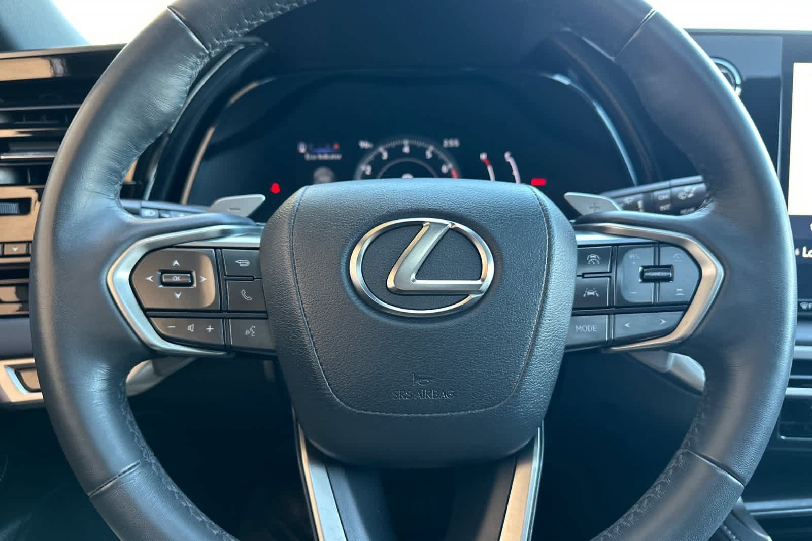 Used 2024 Lexus RX 350 AWD w/ Technology Package image 22