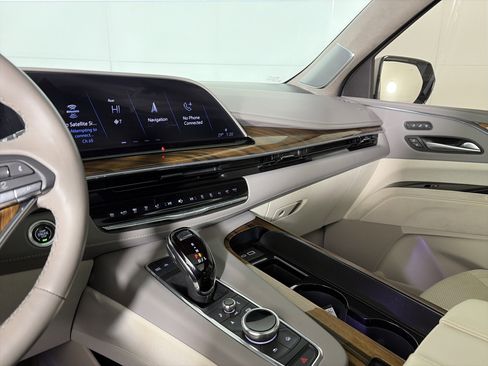 Used 2024 Cadillac Escalade Sport Platinum image 30