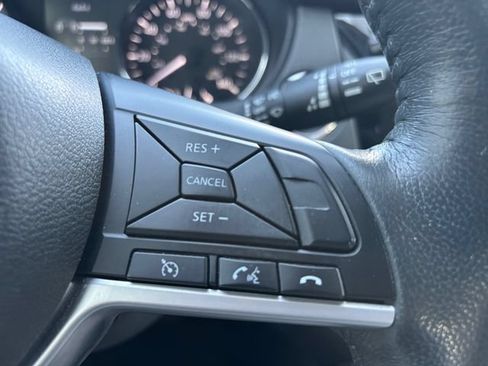 Used 2017 Nissan Rogue SL w/ SL Premium Package AWD/4WD image 19