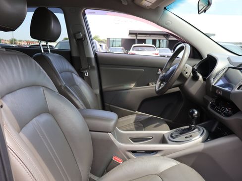 Used 2016 Kia Sportage EX AWD/4WD image 8