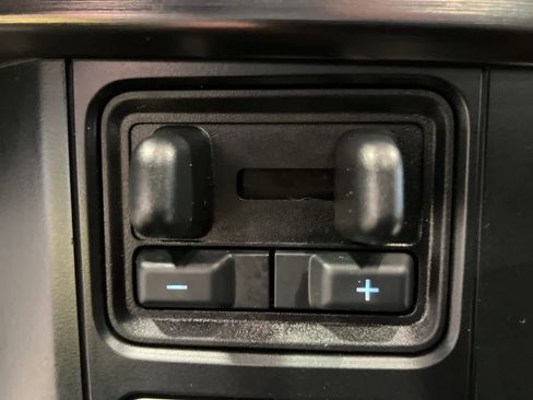 Certified 2023 Ford F350 Lariat w/ Lariat Ultimate Package image 27