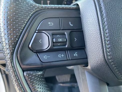 Certified 2025 Toyota Tacoma SR w/ SR Upgrade Package AWD/4WD image 22