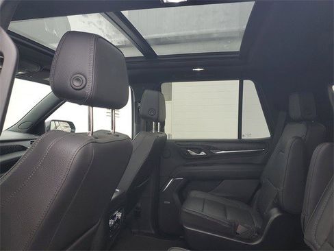Certified 2022 GMC Yukon Denali image 8