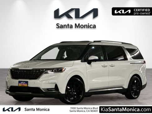 Certified 2023 Kia Carnival SX Prestige FWD image 1