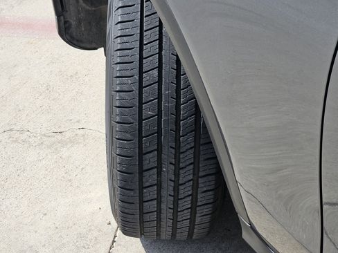 Used 2018 Mercedes-Benz GLC 300 image 11