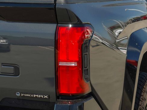 Used 2025 Toyota Tacoma TRD Pro AWD/4WD image 8