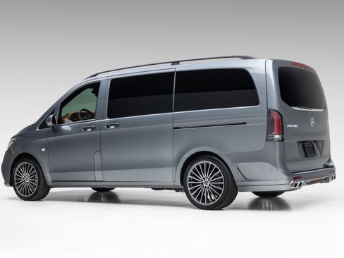 Used 2022 Mercedes-Benz Metris Passenger image 8