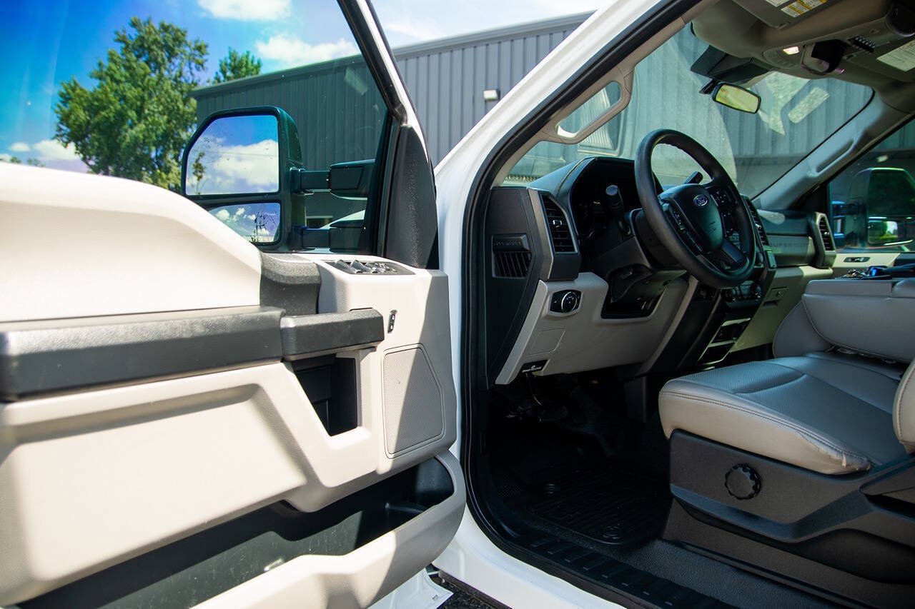 Used 2021 Ford F250 XL w/ STX Appearance Package AWD/4WD image 19