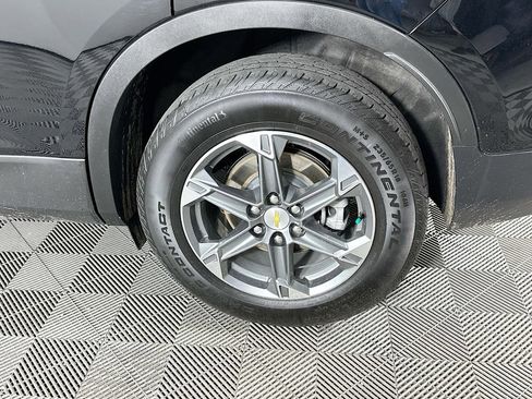 Used 2025 Chevrolet Blazer LT FWD image 36