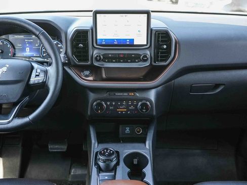 Certified 2022 Ford Bronco Sport Badlands w/ Premium Package AWD/4WD image 15