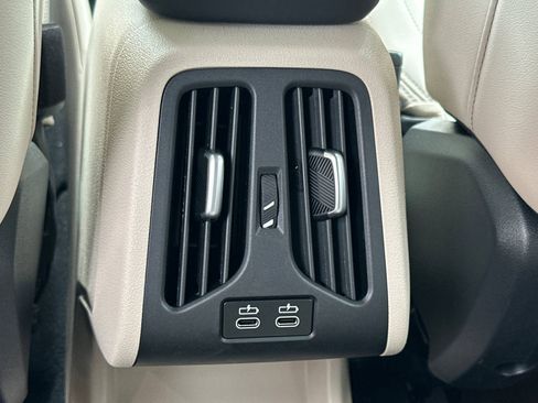 Used 2025 BMW X1 xDrive28i w/ Convenience Package image 16