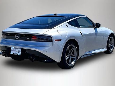 Certified 2024 Nissan Z Sport w/ Floor Mat Package RWD image 5