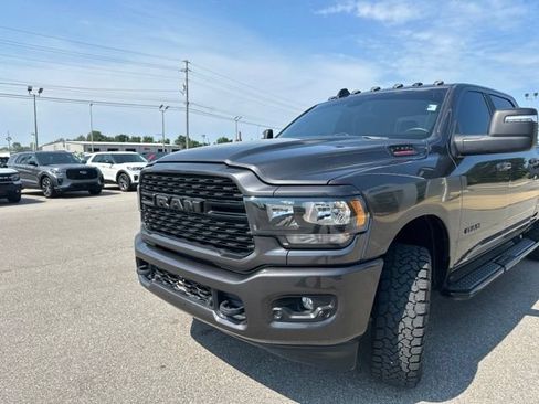 Used 2023 RAM 2500 Big Horn w/ Night Edition AWD/4WD image 32