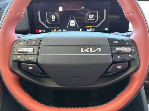 New 2026 Kia Sportage SX image 29