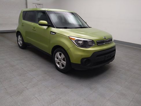 Used 2019 Kia Soul FWD image 11