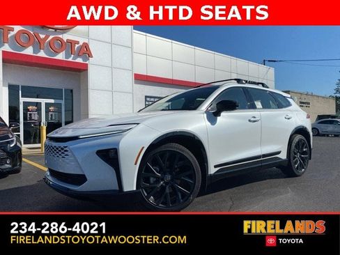 New 2025 Toyota Crown Signia image 1