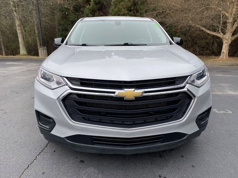 Used 2020 Chevrolet Traverse LS image 3