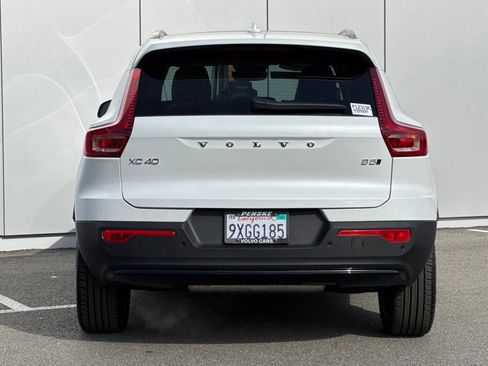 Certified 2026 Volvo XC40 B5 Plus w/ Protection Package Premier AWD/4WD image 4