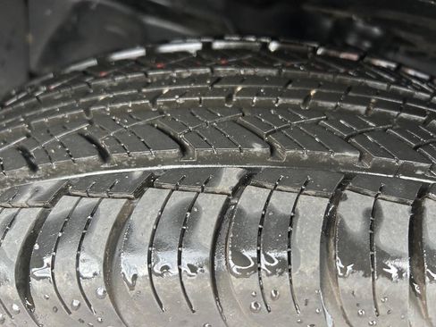 Used 2015 Dodge Journey Crossroad w/ Flexible Seating Group image 19