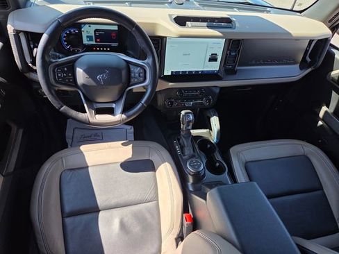 Certified 2021 Ford Bronco Wildtrak image 14