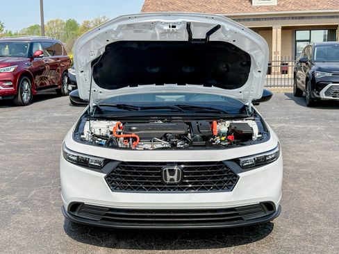 Used 2025 Honda Accord Sport image 34