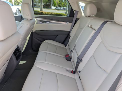 New 2026 Cadillac XT5 Premium Luxury w/ Driver Assist Package image 16