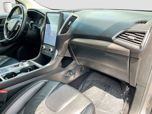 Used 2022 Ford Edge Titanium image 27