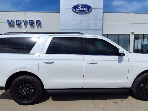 Used 2024 Ford Expedition Max XLT AWD/4WD image 1