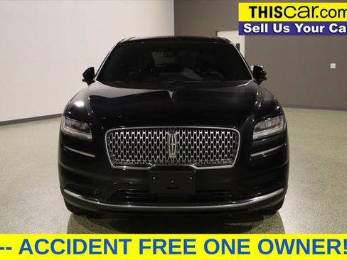 Used 2023 Lincoln Nautilus Reserve AWD/4WD image 2