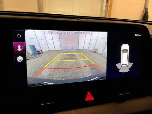 Used 2023 Kia Sportage EX image 20