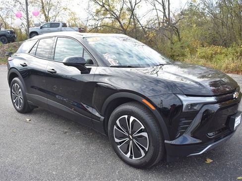 Certified 2024 Chevrolet Blazer EV LT image 10